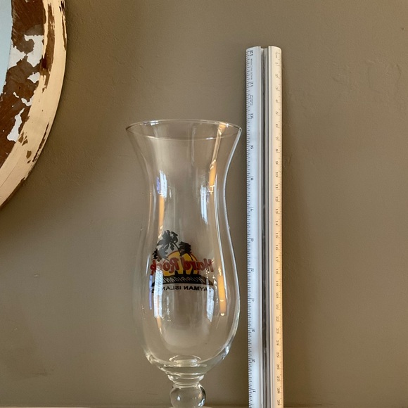 HARD ROCK HURRICANE GLASS - Picture 3 of 3